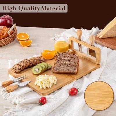 Candala Bamboe kaasplankset, 35 cm x 27 cm houten charcuteriedienblad, kaasplateau met 4 stuks kaasmessen, ideeëncadeauset voor kerstbruiloften, housewarming, Thanksgiving-feest