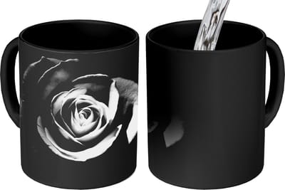 Magische Mok - Foto op Warmte Mokken - Koffiemok - Bloemen - Zwart - Roos - Wit - Botanisch - Magic Mok - Beker - 350 ML - Theemok