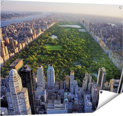 Gards Tuinposter Central Park in New York met Wolkenkrabbers - 100x80 cm - Tuindoek - Tuindecoratie - Wanddecoratie buiten - Tuinschilderij
