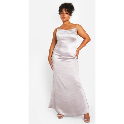 boohoo Dames Plus Satin Sluierhals Maxi Jurk | Zilver | Maat: 46