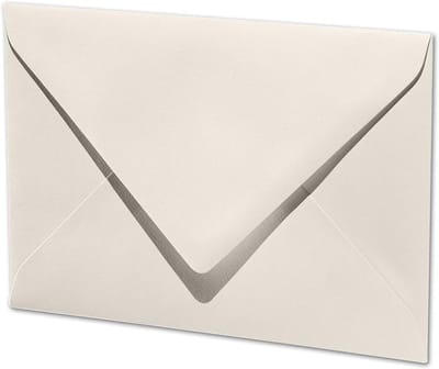 B6 Enveloppen Ribbel Ivoor 178 x 125 mm Natte Plakrand 75 Stuks