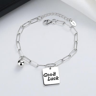 S925 Sterling Zilver Letter Vierkant Merk Goodluck Armband Eenvoudig Dagelijks Alles-match Elegant Exquise Sieraden Vrouwen white