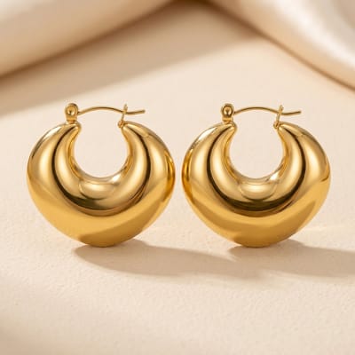 Lundholm Vera Oorringen Dames Goudkleurig oorringen Hoops – Premium Stainless Steel Jewellery Gold PVD Plated – Chunky Statement Oorringen my – Cadeautje Vrouw voor mama – Scandinavisch Design