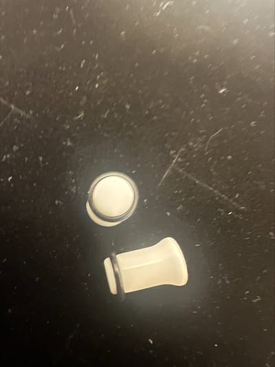 Piercing earplug hoornvormig 2G 6.5 mm | Make up | Parfum | Moederdag | Verjaardagscadeau| Cadeautje| Valentijnsdag| Kado | sieraden | vaderdag | oorbellen | oorsieraden