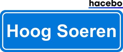 Hacebo - Plaatsnaam Sticker - 29x10 CM - Hoog Soeren sticker - Verkeersborden sticker - grappige cadeaus - Hoog Soeren