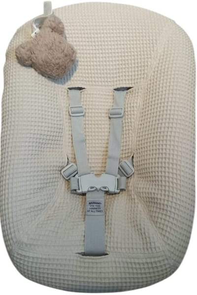 NEW / Newborn Hoes - Tripp Trapp geschikt voor Stokke Tripp Trapp Newborn Set - Perfecte Pasvorm - Beschermt je Stoel - Waterafstotende Voering - Makkelijk Wasbaar - Zacht Katoen - Champagne Wafelstof - handmate