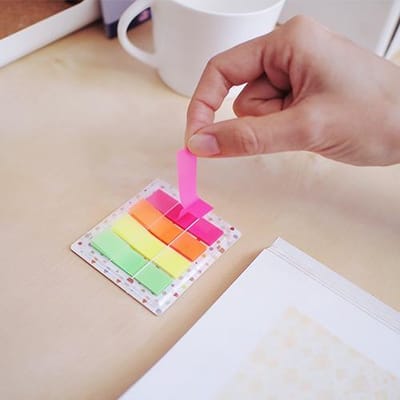 Stick'n film index tabs - Neon Kleuren - totaal 60 index in houder