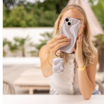 Selencia Hoesje - Geschikt voor Samsung Galaxy S26 Ultra - Backcover met Magnetische Ring - Desert Waves Beige