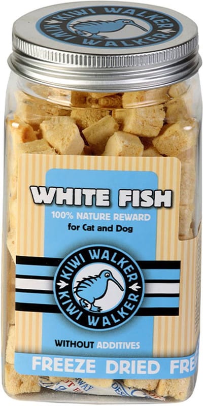 kiwi walker honden en katten snack - witte vis blokjes - gevriesdroogd - 70 gr - 100% natuurlijk - geen additieven