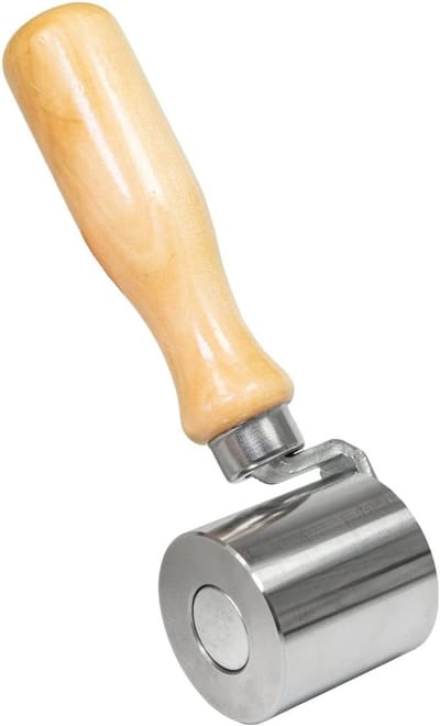 Drukrol Metaal - Aandrukrol Folie - Dakbedekking Afdrukken - Stevig Houten Handvat - 50 mm Breed