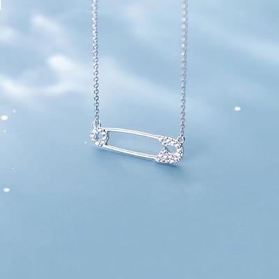 Collier avec épingle à nourrice en argent sterling 925 véritable pour femme, collier en forme d'épingle en zircone cubique, bijoux à breloques argenté