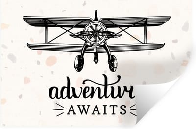 Muurstickers - Sticker Folie - Spreuken - Quotes - Adventure awaits - Vliegtuig - 30x20 cm - Plakfolie - Muurstickers Kinderkamer - Zelfklevend Behang - Zelfklevend behangpapier - Stickerfolie