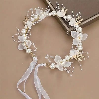 Hoofdband met nep-parels en bloemenkralen voor bruid met prachtig bloemenkransontwerp, dunne sluier, haaraccessoires voor bruiloft boho strik tiara one-size wit