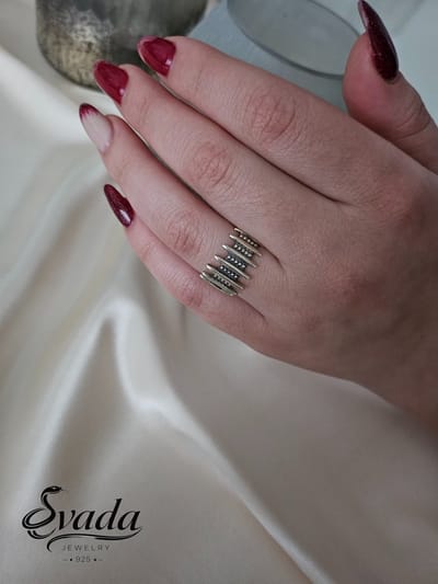 925 Sterling Zilver Ring – Spikes Design – Verstelbare Vintage Ring – Stoere Geoxideerde Ring – Unisex Dames & Heren – Evada Jewelry