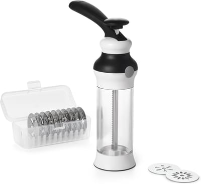 Koekjespers Set - Bakvormen Accessoires - Zelf Koekjes Maken - 12 RVS Schijven - Incl. Opbergkoffer - Zwart