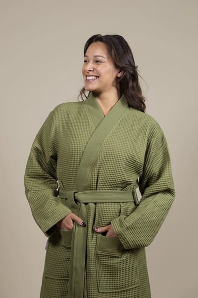 Sauna Wafel Badjas Dames – Cozylion – 100% Duurzaam Katoen – Oeko-Tex – Olijf Groen – Kimono Stijl – Wafel Badjassen Vrouwen – Sauna & Wellness Ochtendjas voor Vrouw