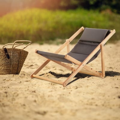 KADAX Ligstoel, strandstoel van hout, zonnebed tot 120 kg, ligstoel van beukenhout, houten klapstoelen, strandstoel, klapstoel voor strand, houten ligstoel (met hoofdsteun, grijs)