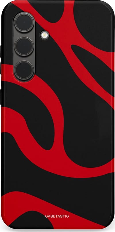Casetastic hoesje geschikt voor Samsung Galaxy S24 - Dubbellaagse bescherming - Vurige Zwarte Lava Stroom - Fashion Case - Zwart Rood