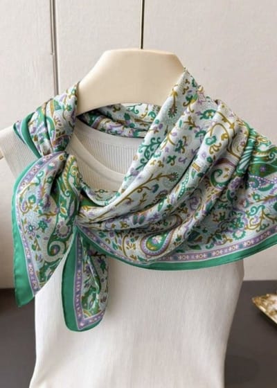 Sjaaltje met print - bandana met print - haarband - sjaaltje meerkleurig - bandana - vierkant sjaaltje met print - bandana sjaaltje - sjaaltje voor dames hals - sjaal - scarf - mini sjaal - sjaaltje over broek - groene sjaal - bedrukte sjaal