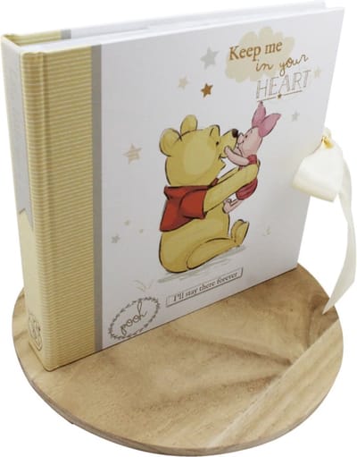 Disney Winnie the Pooh Fotoboek met insteekhoesjes 'Magical Beginnings' Kraamcadeau