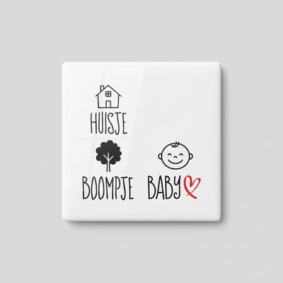 Huisje Boompje Baby Keramische Tegel – Schattige Familie Tekst – Decoratieve Wandtegel 15×15 cm