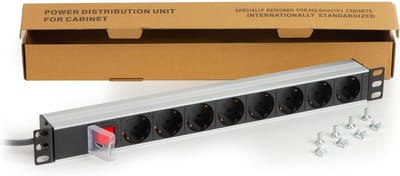 Multistekker Rack 19" met 8 Schuko-stopcontacten en Schakelaar