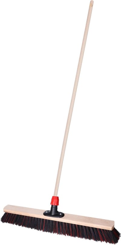 Brumag Straatbezem Elaston voor buiten tegels - Harde bezemkop 60 cm breed - Houten steel 139 cm