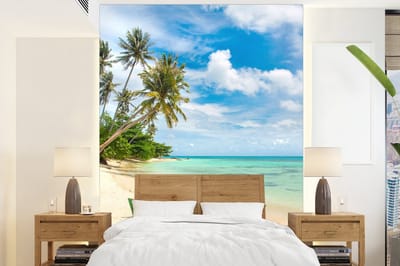 Behang - Fotobehang Strand - Kano - Palmboom - Tropical - Breedte 165 cm x hoogte 220 cm