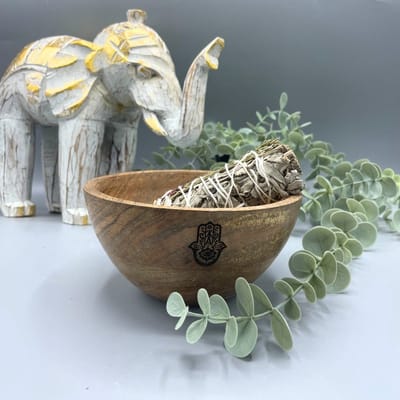 Ancient Wisdom - Decoratieve schaal - Houten smudge kom Hamsa 14x7cm multicolor - ritueel - offerandes - wierook - altaar - spiritualiteit