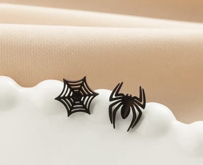 Vibe - Halloween - spin met web - zwart - oorbel - oorknop - juweel - geschenk - feestdagen