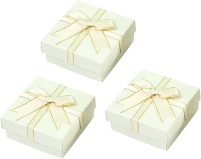 3 stuks geschenkdoos - Kleine sieradengeschenkdoos - Sieradendoos - Met deksel - 7,5 x 7,5 x 3,5 cm - Strik - Kleine geschenkdoos - Geschikt voor het weergeven van armbanden, kettingen, ringen, oorbellen - Jubileumcadeau - Wit