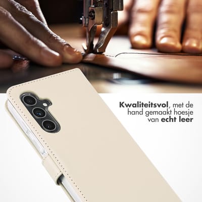 Selencia Hoesje - Geschikt voor Samsung Galaxy A54 (5G) - Echt Lederen Bookcase - Greige