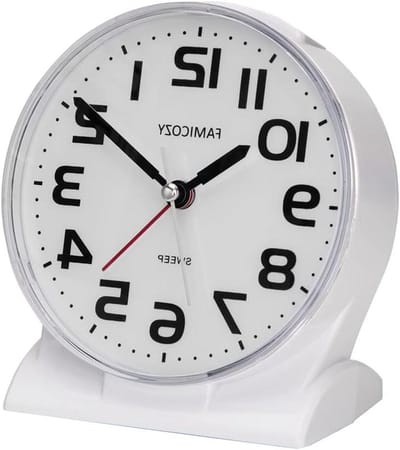Analoge Wekker - Stille Klok - Zacht Wakker Worden - Grote Cijfers - 12 cm Hoog - Wit