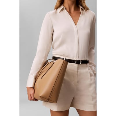 Calvin Klein Foil Logo Tote Bag With Pouch Tannin Taglia: OS | Borse a mano Outlet | Donna | Bianco
