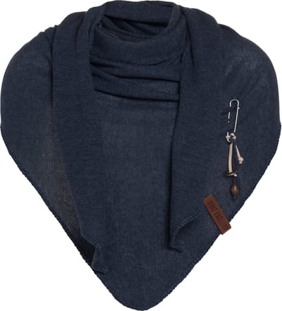 Knit Factory Lola Gebreide Omslagdoek - Driehoek Sjaal Dames - Katoenen sjaal - Luchtige Sjaal voor de lente, zomer en herfst - Stola - Navy - 190x85 cm - Inclusief sierspeld
