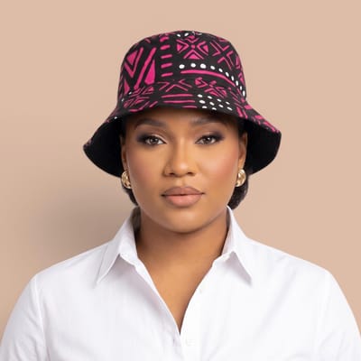 Bucket hat / Vissershoedje met Afrikaanse print - Roze Zwart Bogolan Symbols - Kinderen & Volwassenen (Unisex) - S