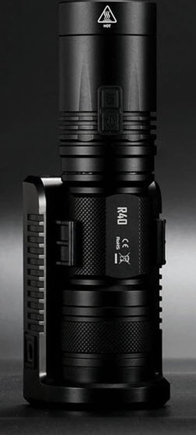 Nitecore R40WC Oplader en wandhouder voor R40