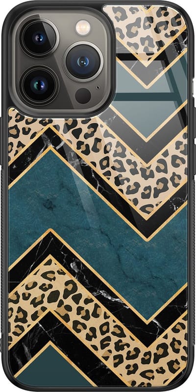 Hoesje geschikt voor iPhone 13 Pro - Luipaard zigzag - Luxe Glazen Hardcase - Luipaardprint - Multi - Leuke Telefoonhoesjes