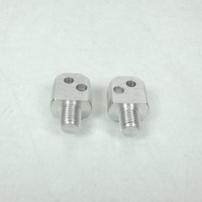 Voetsteun adapter achteraan voor Suzuki 650 Bandit 2005 tot 2006 Gloednieuw