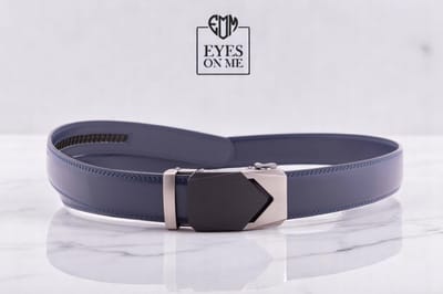 Blauwe lederen riem zonder gaatjes met automatische gesp voor heren ( model N040 )