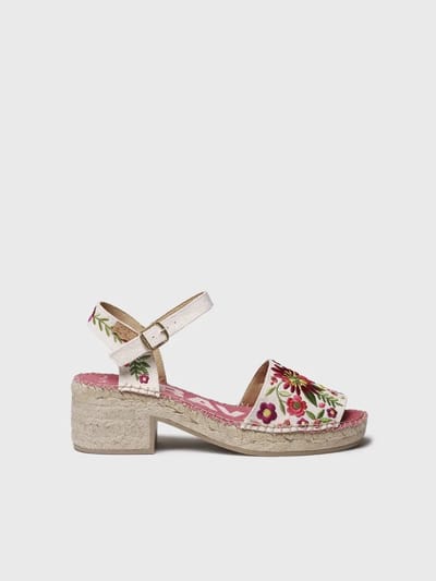 Dames espadrille met lage hak en bloemenborduurwerk | TAMARIU