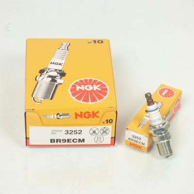 Bougie NGK voor Motor Suzuki 125 RG gamma 1992 tot 1996 Nieuw