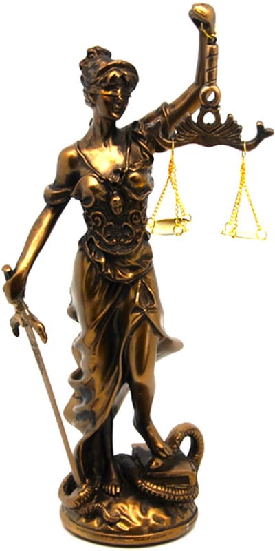 Queen Isabell - Beeldje van Temida met weegschaal en zwaard - bronzen sculptuur