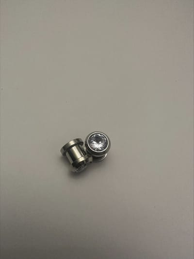 Zirkonia RVS draad oortunnels 8 mm | Make up | Parfum | Moederdag | Verjaardagscadeau| Cadeautje| Valentijnsdag| Kado | sieraden | vaderdag | oorbellen | oorsieraden