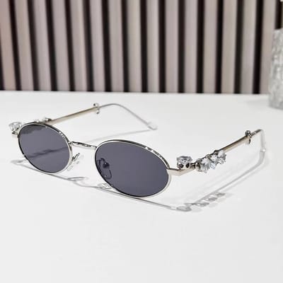 Ovaal Diamant Bezet Brilmontuur Nieuwste Y2k Punk Zonnebril Bling Brilmonturen Vrouwen Mannen Metaal Klassieke Stijl Montuur Oogbescherming UV400 Bescherming
