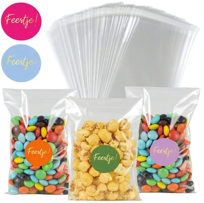 50x Uitdeelzakjes 10x15 cm+ Sluitstickers Feestje! - Zakjes Met Plakstrip - Zelfklevende Zakjes - Uitdeelzakjes - Traktaties - Transparant - 10x15cm - 50 Stuks