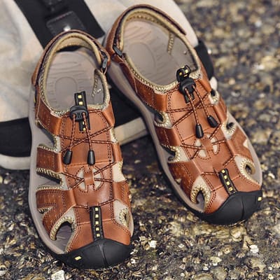 Zomersandalen Heren Baotou Strand Schoenen Zachtzool Leer Antislip Outdoor Hol Ademend Dagelijks Casual Herenschoenen Slippers 38 brown