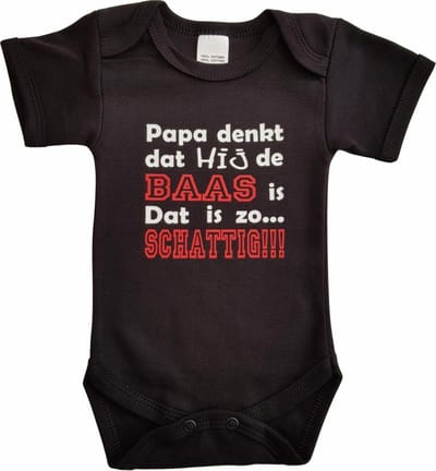 Zwarte romper met "Papa denkt dat hij de baas is. Dat is zo... Schattig!!!" - maat 68 - vader, vaderdag, babyshower, zwanger, cadeautje, kraamcadeau, grappig, geschenk, baby, tekst, bodieke
