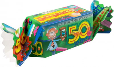 Snoeptoffee - 50 jaar Man - Gevuld met Drop - In cadeauverpakking met gekleurd lint