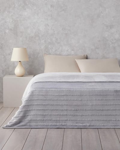 English Home Tassel Dream Supersoft Tweepersoons Deken – Battaniye - 280 GSM – Zachte Polyester Plaid – 200x220 cm – Grijs